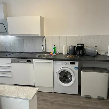 Hanseviertel - 2 Schlafzimmer - 4 Betten - Gratis Pkw Stellplatz - Smarttv Erfurt