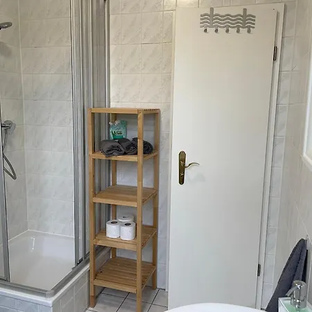 Hanseviertel - 2 Schlafzimmer - 4 Betten - Gratis Pkw Stellplatz - Smarttv * Erfurt