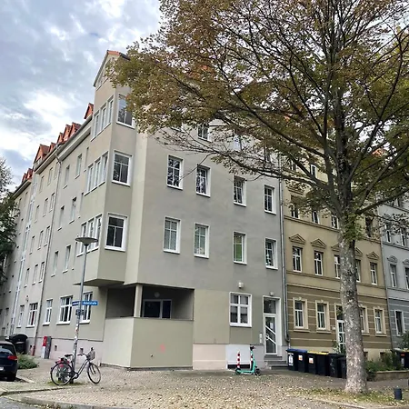 Hanseviertel - 2 Schlafzimmer - 4 Betten - Gratis Pkw Stellplatz - Smarttv Apartment *