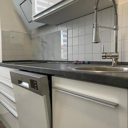 Hanseviertel - 2 Schlafzimmer - 4 Betten - Gratis Pkw Stellplatz - Smarttv * Erfurt