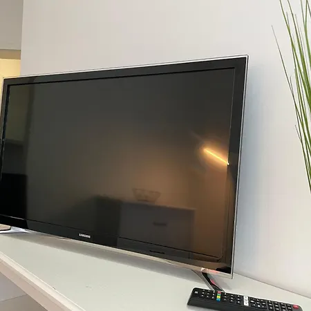 Apartment Hanseviertel - 2 Schlafzimmer - 4 Betten - Gratis Pkw Stellplatz - Smarttv Erfurt